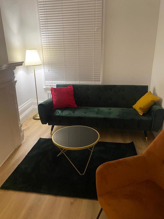 I&J Suites Λονδίνο Εξωτερικό φωτογραφία
